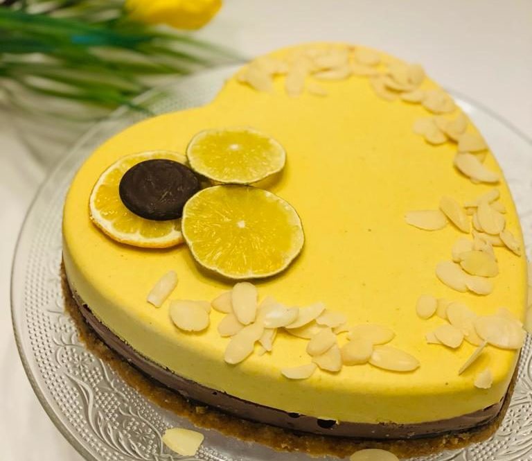 Raw vegan Choco-Lemon mousse cake